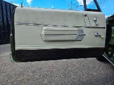 1968 Chevrolet Impala SS / 327ci / REAL SS MATCHING NUMBERS REAL - Photo 19