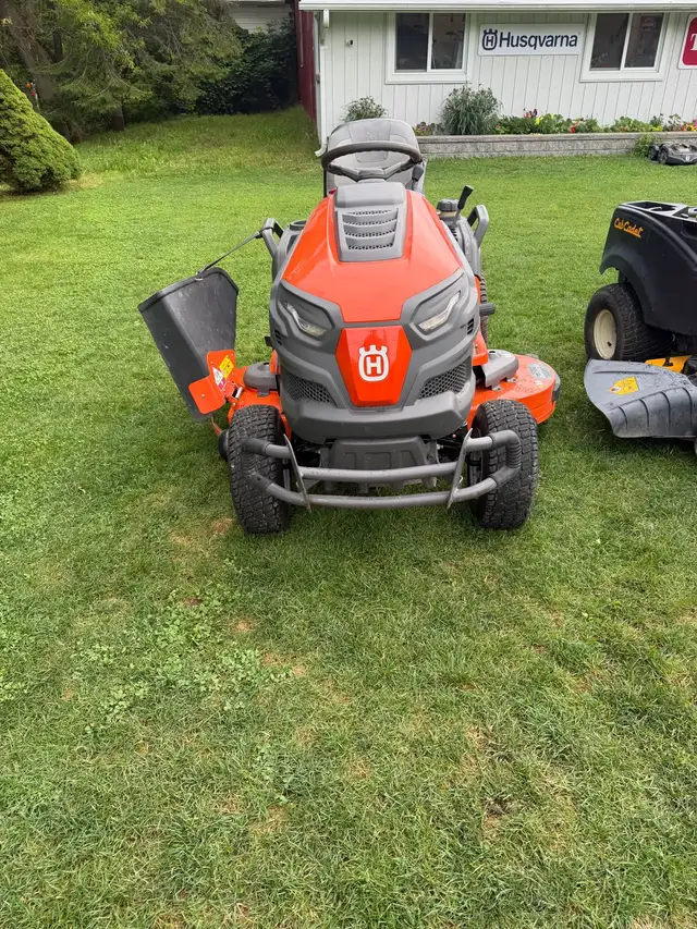 Used Husqvarna TS 254XG tractor