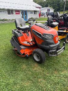 Used Husqvarna TS 254XG tractor - Photo 2