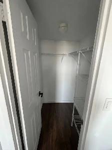 yonge and sheppard 2 1 bedrooms for rent , 2 full bathrooms - Photo 7