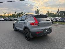 2026 Volvo XC40 Ultra Black Edition | Toit ouvrant | Navi | App - Photo 8