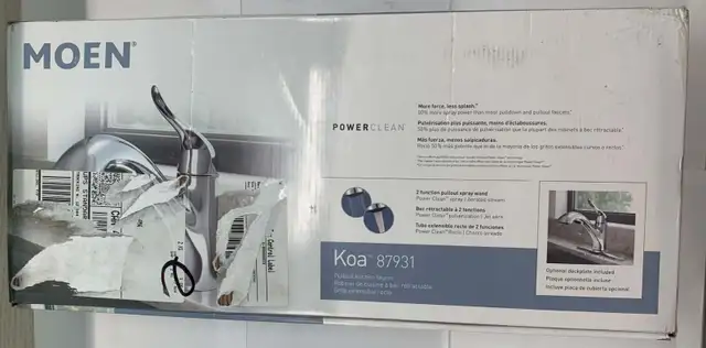 Moen Koa 1-Handle Pullout Low Arc Sprayer Kitchen Faucet 87931 C