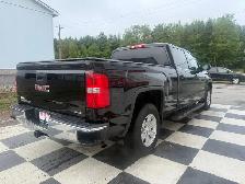 2015 GMC SIERRA 1500 SLE, keyless entry, backup camera, Bluetoot - Photo 4
