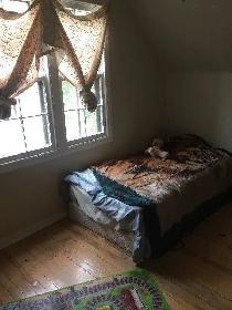 3 Bedroom house in Bonnie Doon. Large yard