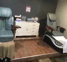 estheticians, nail&lash technicians,  Lead  Esthetician - Photo 8
