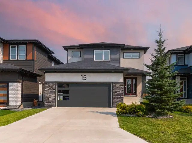2189sqft Kensington show home w/ fully-finished walk out bsmt!