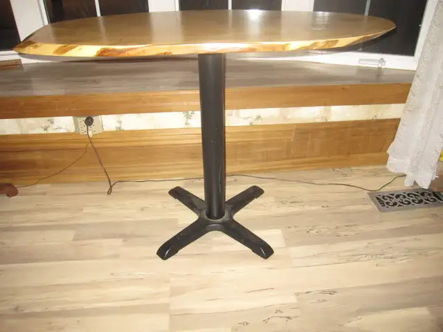 HARD ROCK MAPLE LIVE EDGE TABLE HEAVY CAST IRON BASE