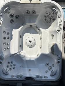 Massive 10 Adult Party Size Top of Line Hot Tub in Great Shape