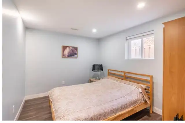 Room Rent in 2-Bedroom Basement Apartment – Private Entrance