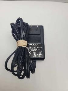 Modern Radar Speaker CAB Simulator Effects Pedal w/power adapter - Photo 5