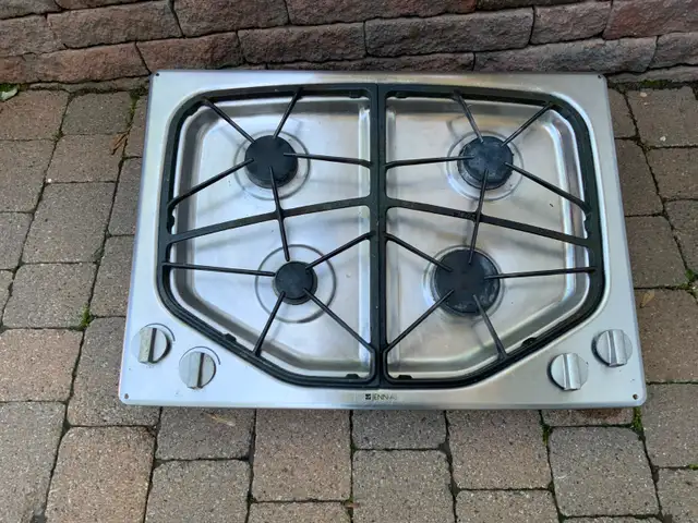 Cuisinière au gaz encastré