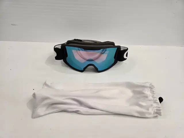 (B2015) Oakley 3 Ski Snowboard Glasses with bag