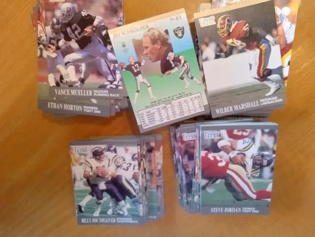 Carte Football 1991 Ultra Fleer 240 cartes différentes280726-741