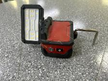 Milwaukee 2359 18V Compact Folding Flood Light