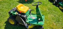 John Deere GX75 Riding Lawn Tractor - Photo 3