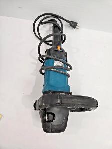 (B4402) Makita 9237c rotary polisher