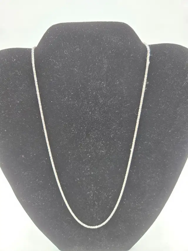 (B4372) Chain - 14K gold 18' 3.4 grams