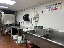 Commercial Kitchen for Rent - Photo 3