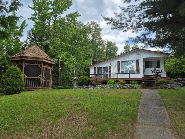 Camp for Sale - Onaping Lake, Ontario