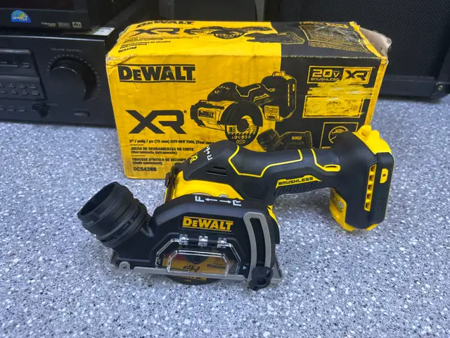 Dewalt DCS438B 20V 3" Cut Off Tool Boxed