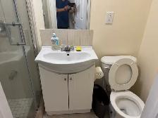 rooms for rent at York University village - Photo 3