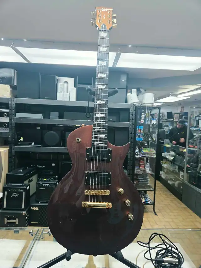 Guitare électrique andromeda