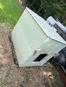 large insulated dog house
