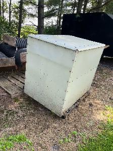 large insulated dog house - Photo 2