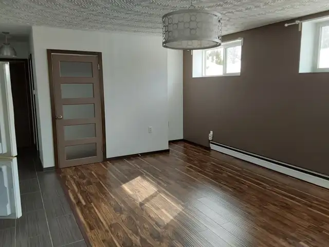 Bright Semi-Basement-Large Windows-Spotless-Renovated-East End