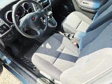 2008 Pontiac Vibe Hatchback One Owner Vehicle Air Conditioning - Photo 9