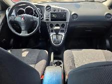 2008 Pontiac Vibe Hatchback One Owner Vehicle Air Conditioning - Photo 14