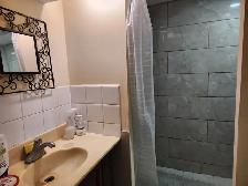 Room for rent-427 Lansdowne-@$560 - Photo 6