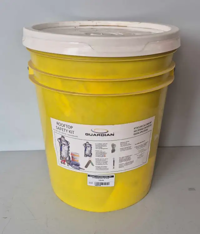 50' Guardian Rooftop Safety Kit (32907818)