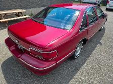 1994 Chevrolet Caprice Classic LS / V8 / RWD / 6 PASSENGERS Low - Photo 8