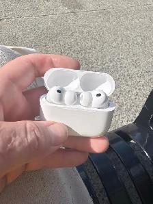looking: airpods pro max 3 left ear