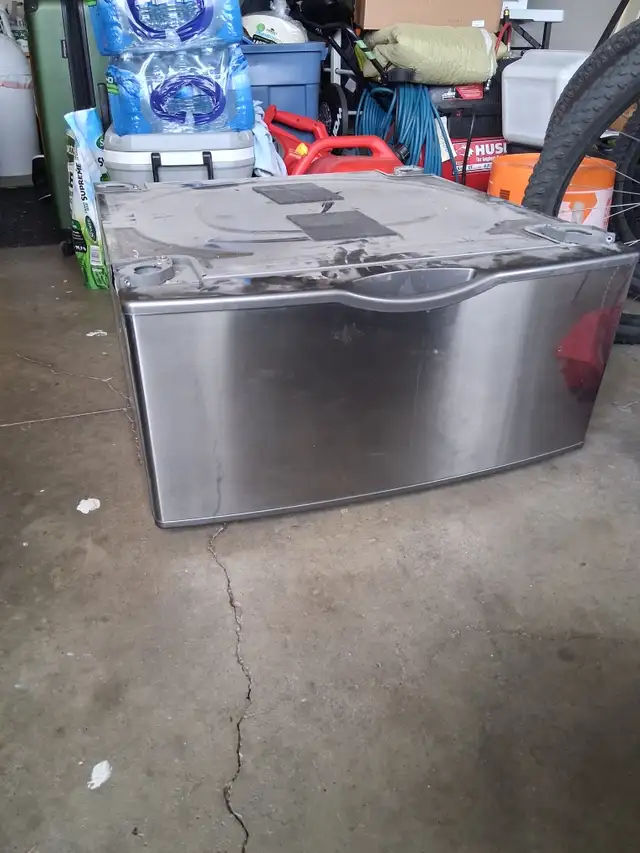 Samsung Dryer Stand