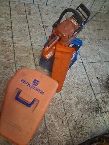 Husqvarna 350 Saw w/Rblt. Carb. New Chain. w/Case & Bar Cover.. - Photo 3