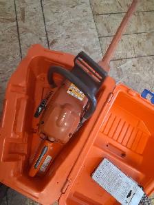 Husqvarna 350 Saw w/Rblt. Carb. New Chain. w/Case & Bar Cover.. - Photo 4