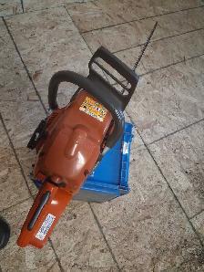 Husqvarna 350 Saw w/Rblt. Carb. New Chain. w/Case & Bar Cover.. - Photo 6