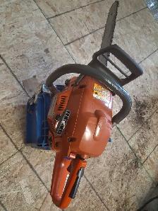 Husqvarna 350 Saw w/Rblt. Carb. New Chain. w/Case & Bar Cover.. - Photo 9
