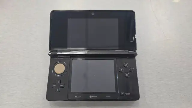 Nintendo 3DS Cosmo Black