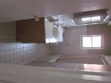 Beautiful 3-Bedroom Upper Floor for Rent – Prime Scarborough! - Photo 6