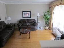 Beautiful 3-Bedroom Upper Floor for Rent – Prime Scarborough! - Photo 10
