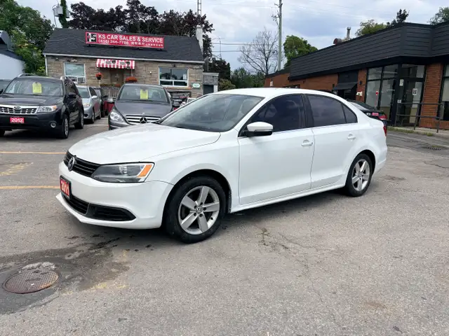 2011 VW Jetta Sdn Comfortline FWD 2.5L Carfax Clean Sell As Is