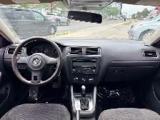 2011 VW Jetta Sdn Comfortline FWD 2.5L Carfax Clean Sell As Is - Photo 14