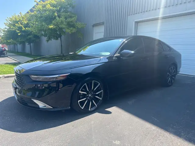 2025 Honda Accord Touring Hybrid, 24k, Clean Title - $36,500
