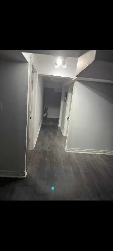 3 private bedrooms in basement for rent. - Photo 8