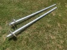 Pieux visé de 9'' de diametre et 7 pieds de long neuf de 9''