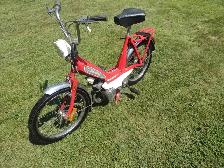 Mobilette antique CADY 1967 tout original jamais été repeinte