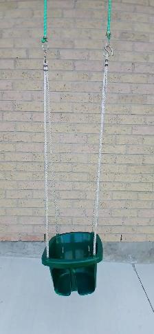 Swing , Toddler Bucket Seat . $10